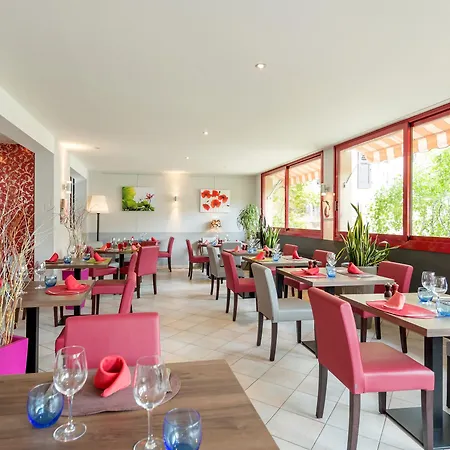 La Terrasse Fleurie, Logis, Et Restaurant Hotel 2*
