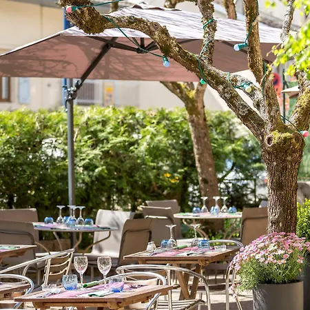 La Terrasse Fleurie, Logis, Et Restaurant 2* Divonne-les-Bains