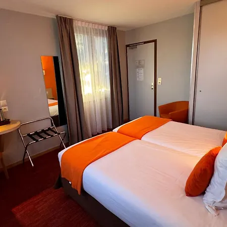 Hotel La Terrasse Fleurie, Logis, Et Restaurant 2*