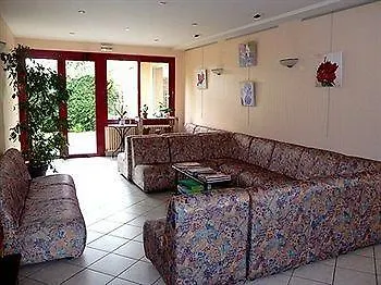 Hotel La Terrasse Fleurie, Logis, Et Restaurant Divonne-les-Bains