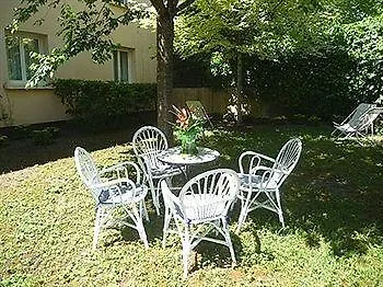 La Terrasse Fleurie, Logis, Et Restaurant 2*