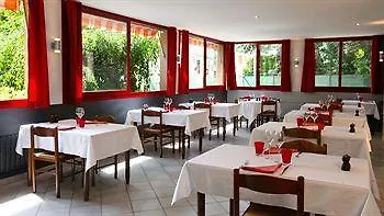 La Terrasse Fleurie, Logis, Et Restaurant Hotel Divonne-les-Bains