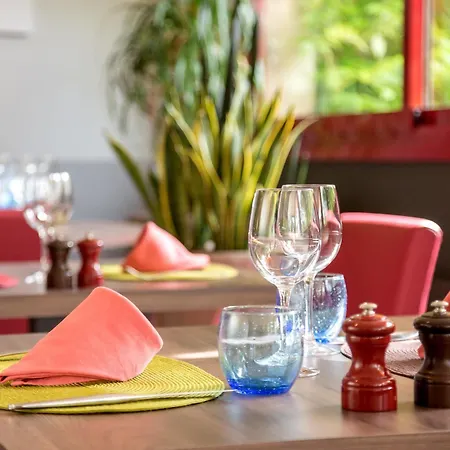 La Terrasse Fleurie, Logis, Et Restaurant 2* Divonne-les-Bains